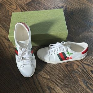 Authentic Cherry Gucci shoes with dust bag and box